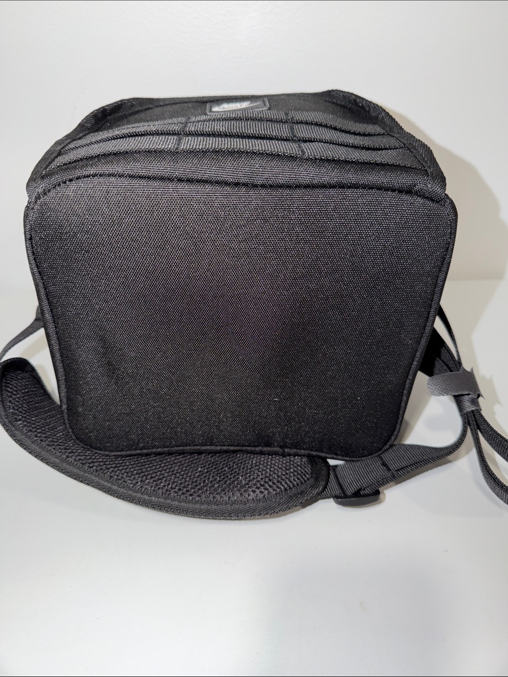 NIKE Black Tactical Insulated Lunch Bag Crossbody Strap - Picture 5 of 10
